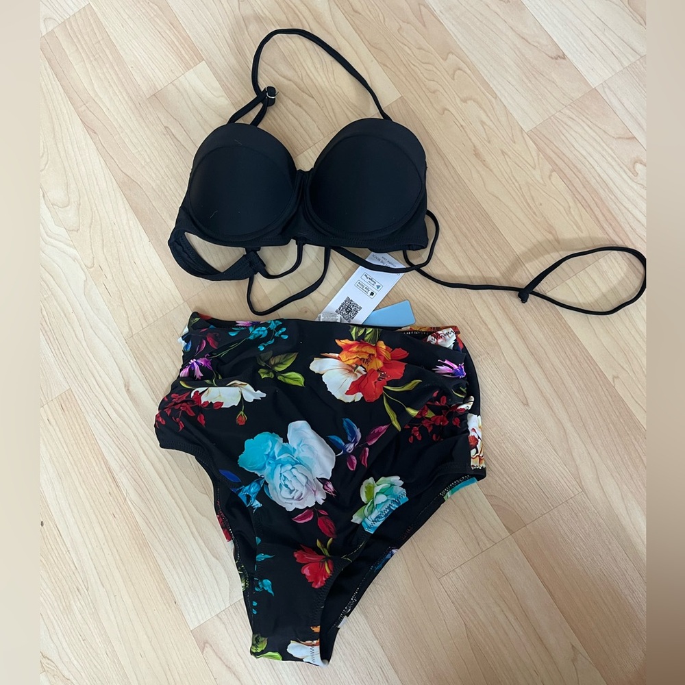 NWT Cupshe Black Floral Bikini Set